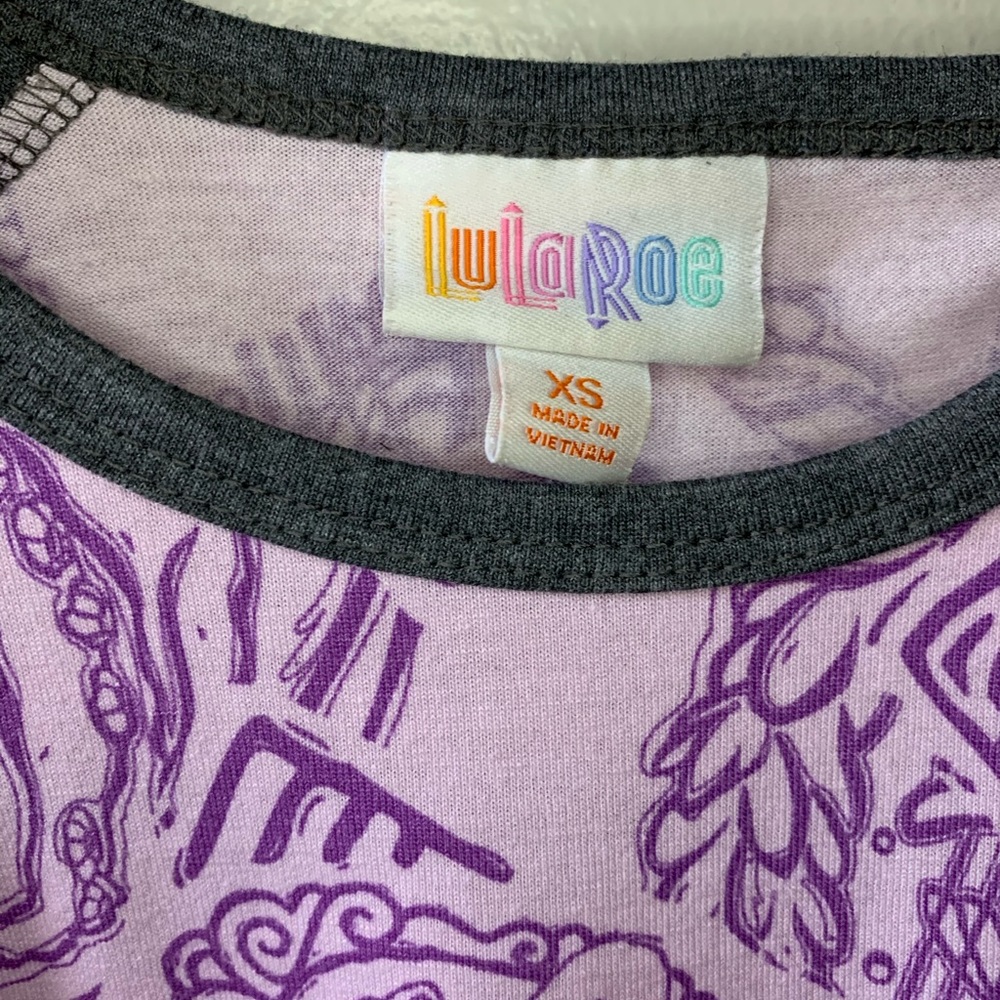 LulaRoe Randy Tee - Picture 2 of 3